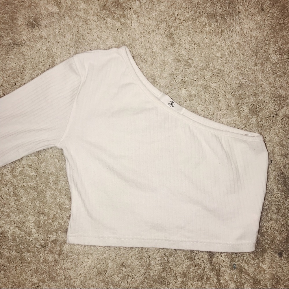 Off The Shoulder Crop Top